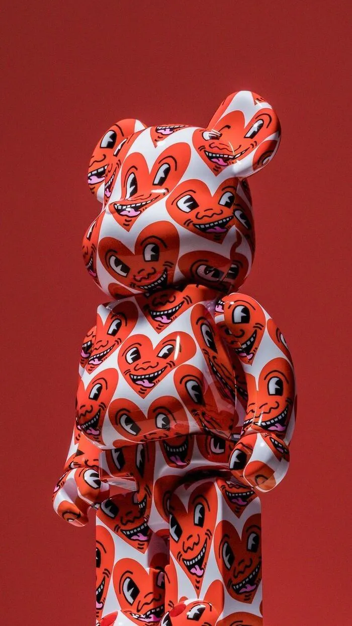 hình nền bearbrick đỏ