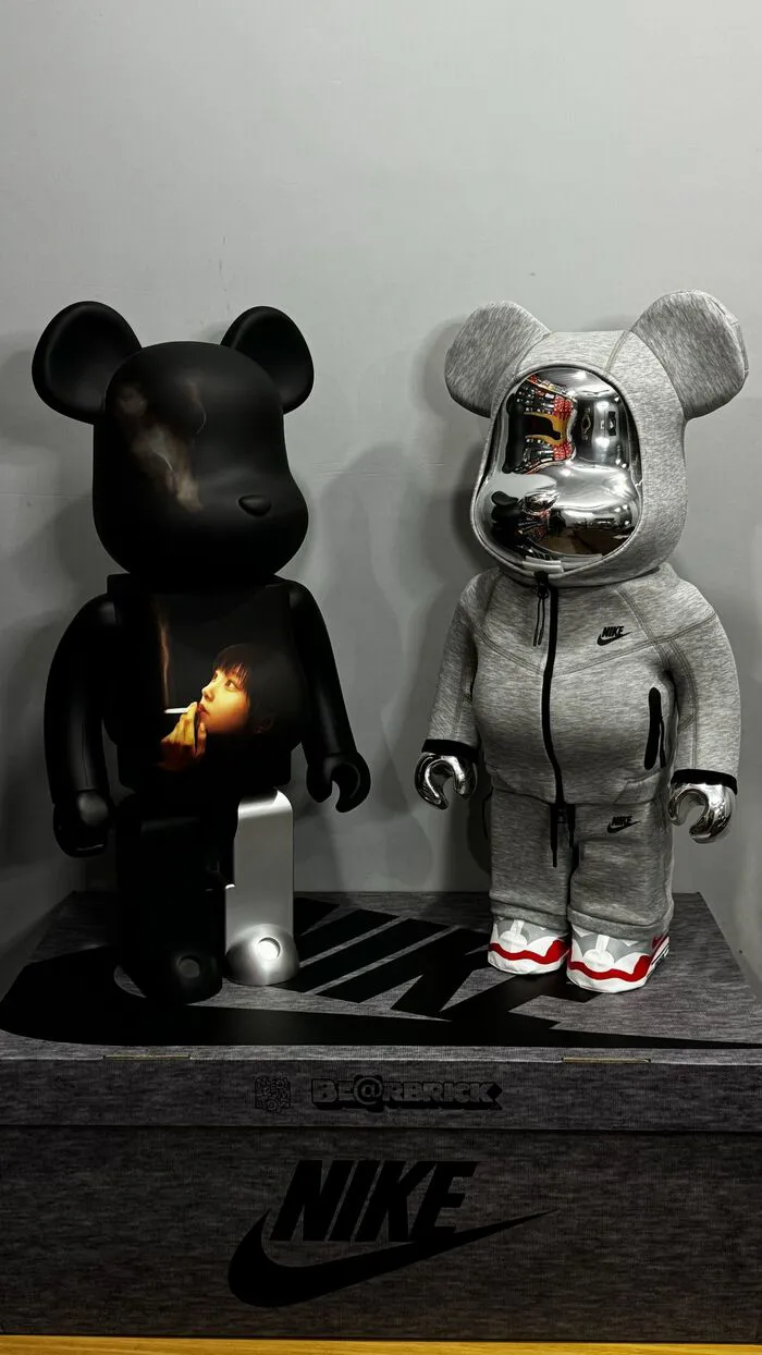 hình nền bearbrick siêu hot trend