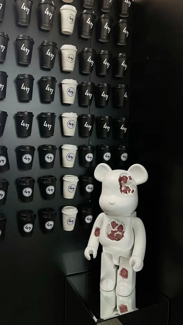 hình nền bearbrick viral