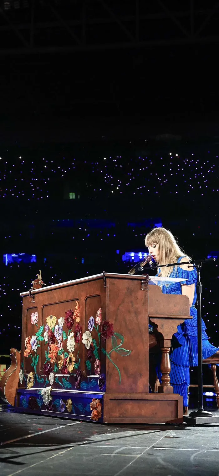 hình nền taylor swift lưu diễn hd