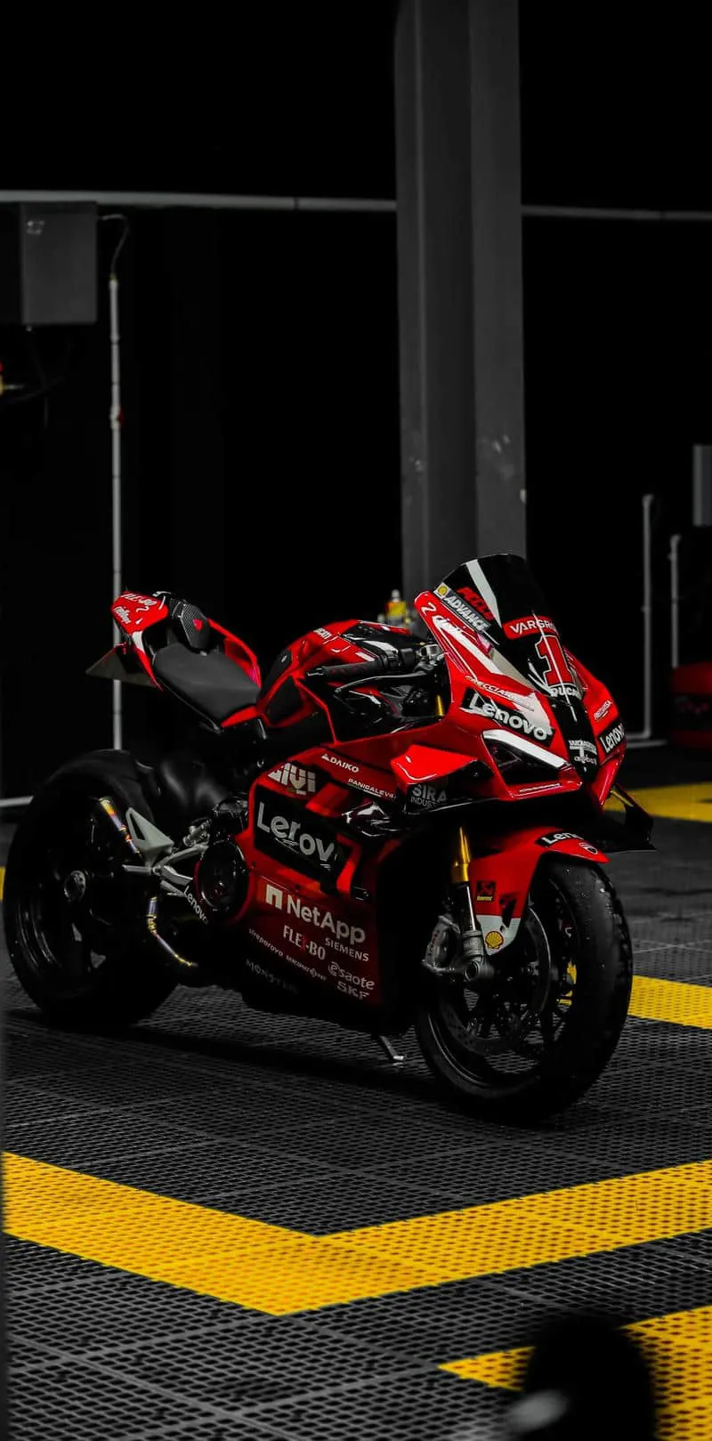 Tải về hình nền moto mới